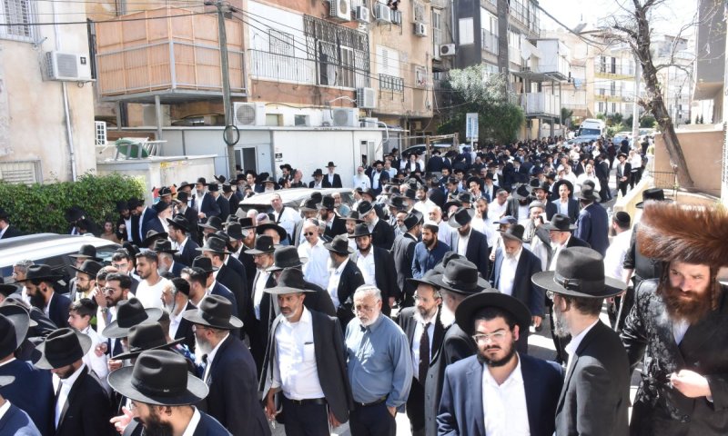 האבל בעדת תימן: מאות ליוו את הגאון שהיה ממשכימי הקום