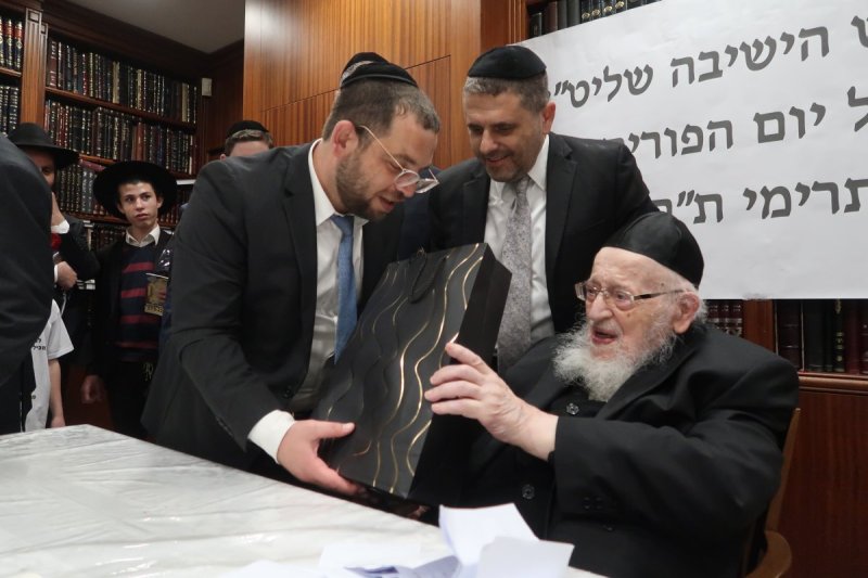שוקי לרר