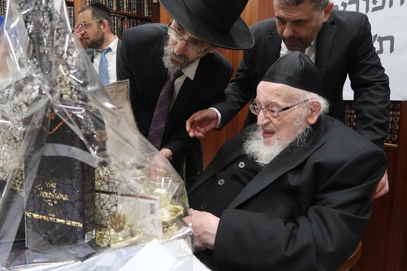 שוקי לרר