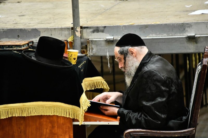 שוקי לרר