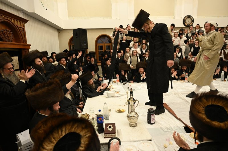 באדיבות המצלם