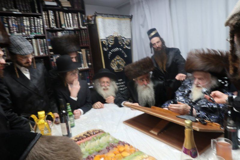 באדיבות המצלם