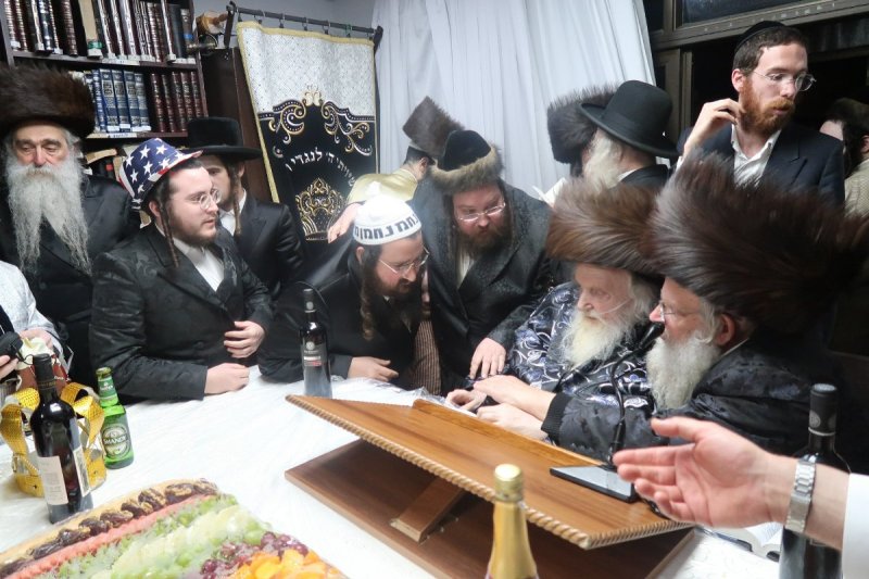 באדיבות המצלם