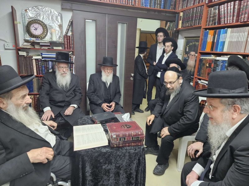 באדיבות המצלם