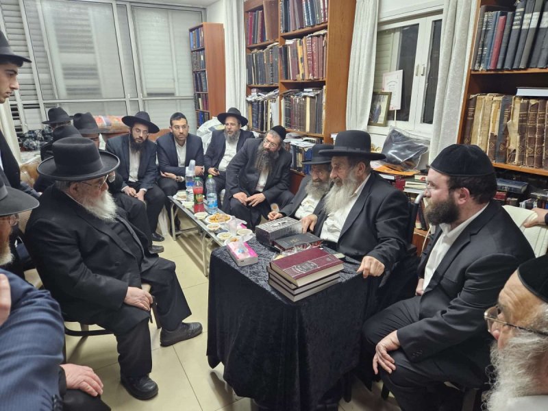באדיבות המצלם