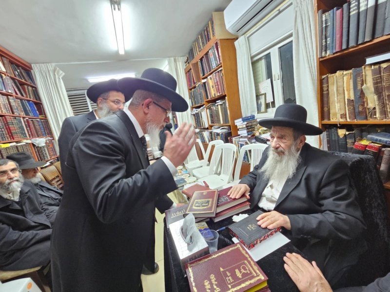 באדיבות המצלם