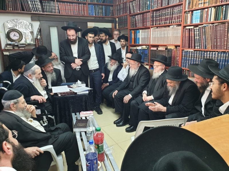 באדיבות המצלם