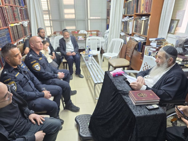 באדיבות המצלם
