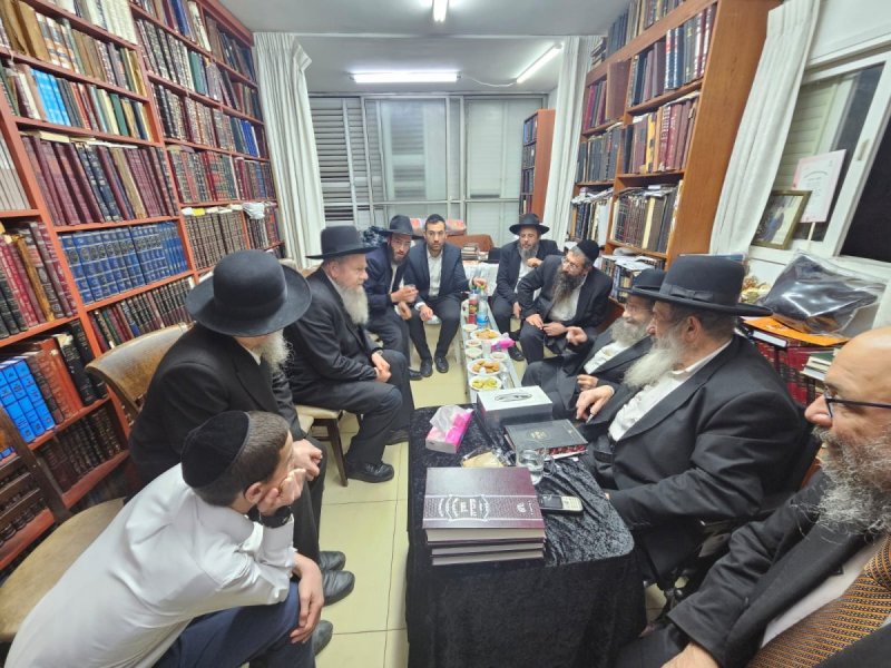 באדיבות המצלם