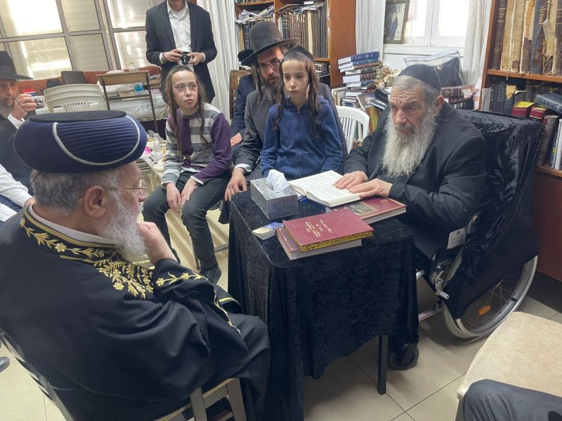 באדיבות המצלם
