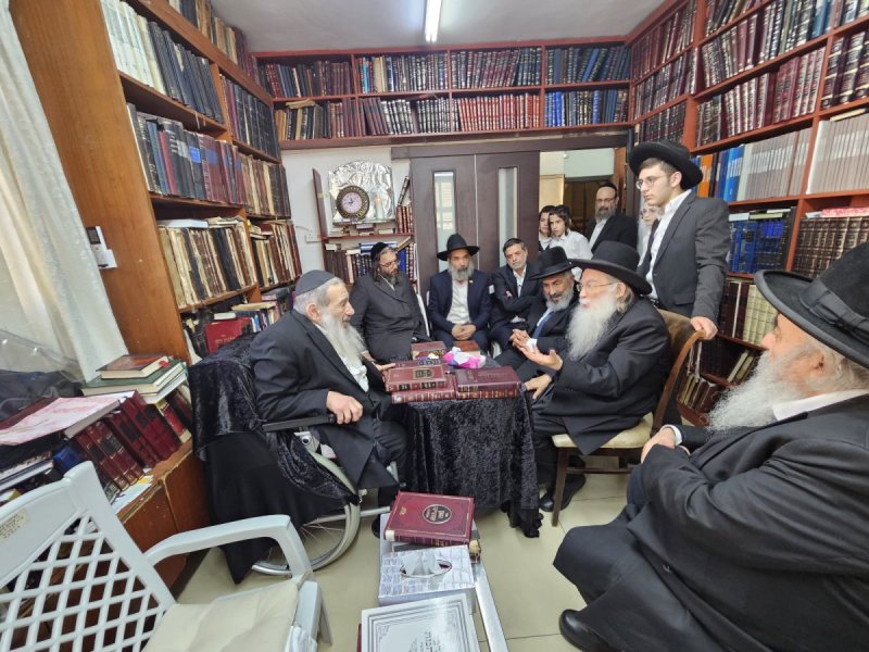 באדיבות המצלם