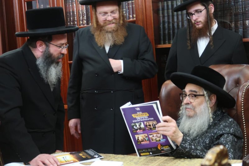 באדיבות המצלם