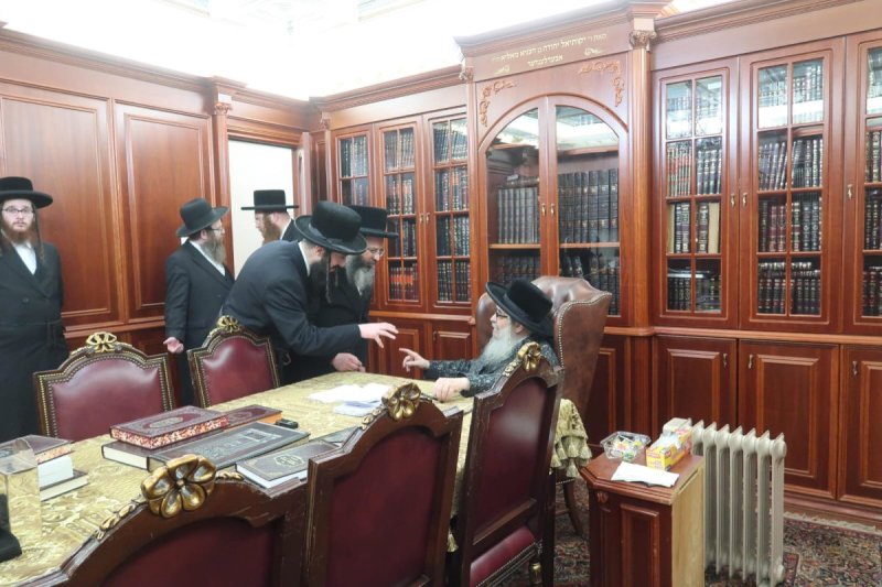 באדיבות המצלם