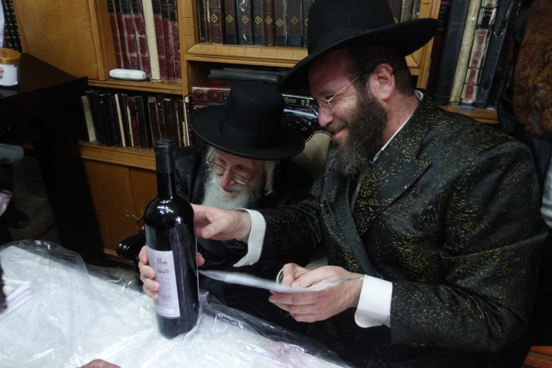 באדיבות המצלם