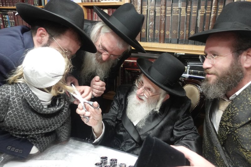באדיבות המצלם