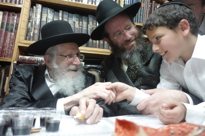באדיבות המצלם