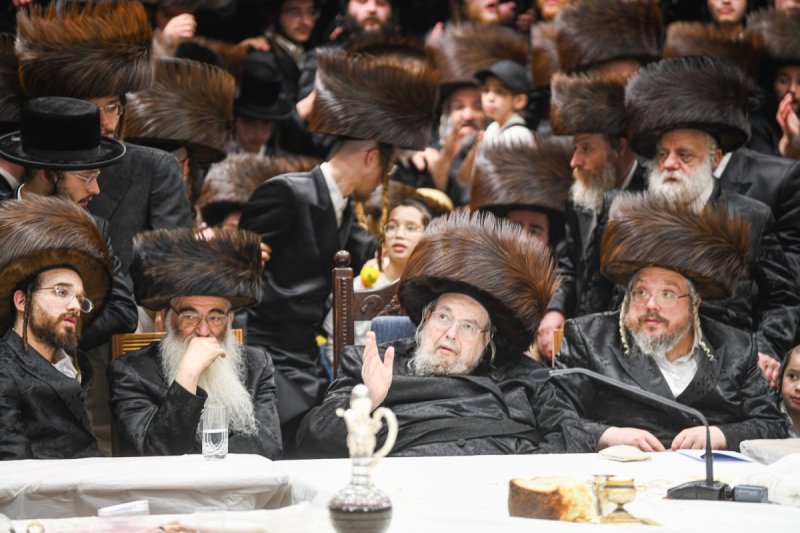 אנשיל בעק וא.מ.ש