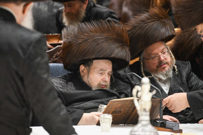 אנשיל בעק וא.מ.ש