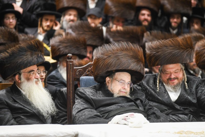 אנשיל בעק וא.מ.ש