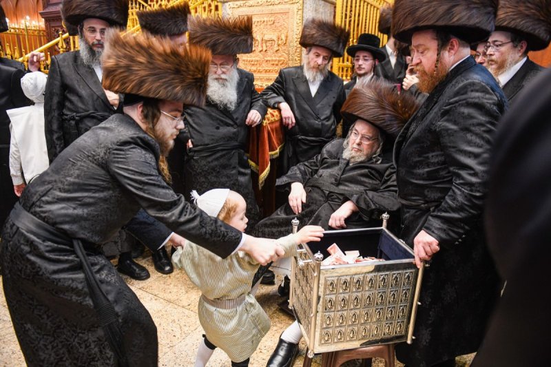 אנשיל בעק וא.מ.ש