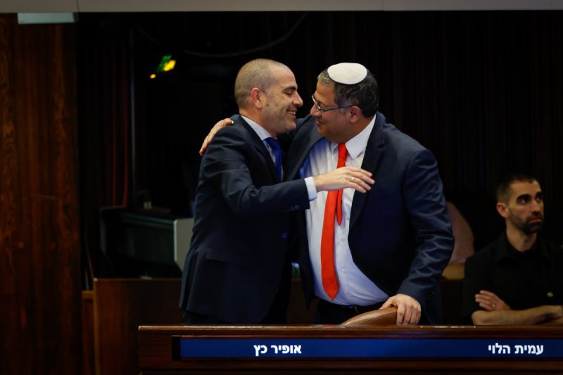 נועם מושקוביץ / דני שם טוב, דוברות הכנסת