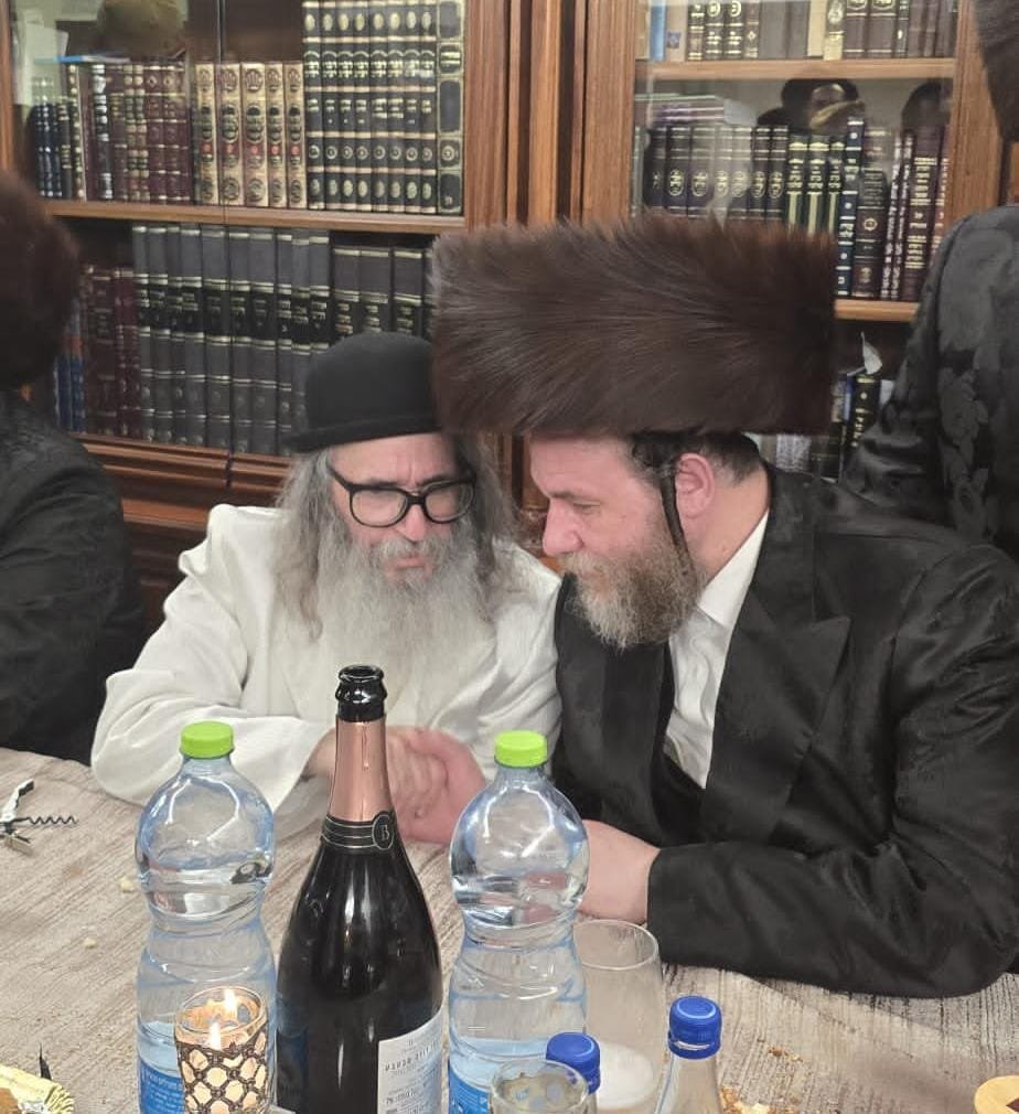 באדיבות המצלם