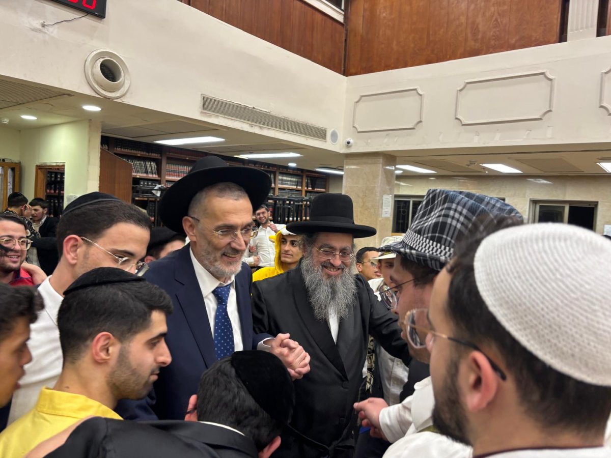 באדיבות המצלם