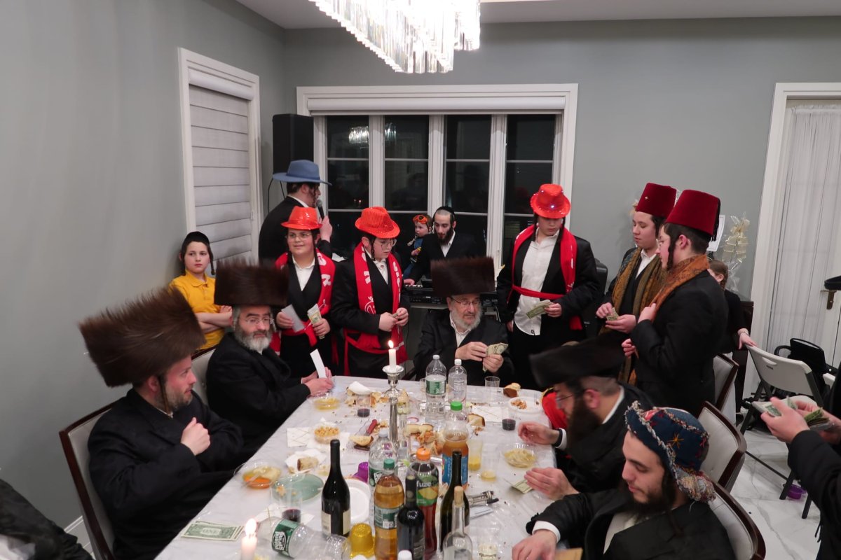 באדיבות המצלם