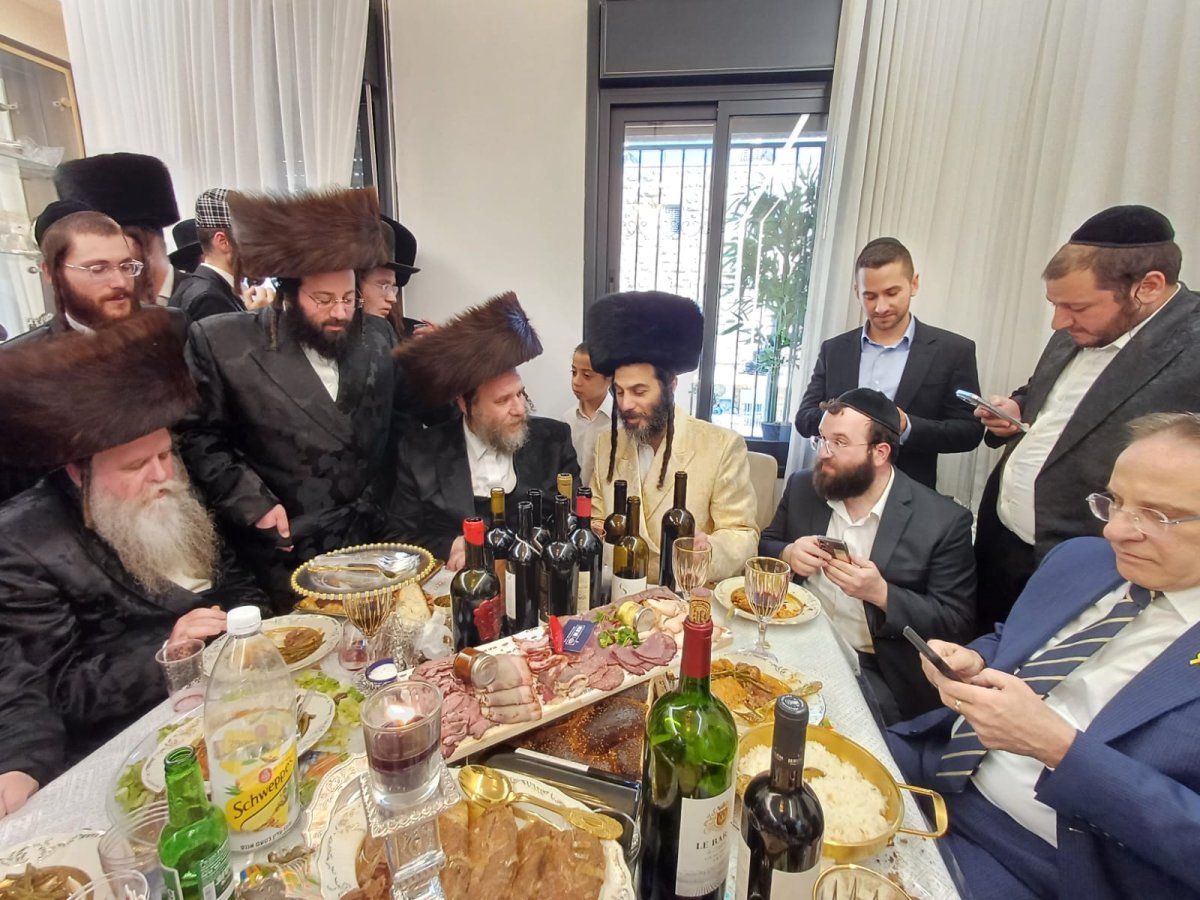 באדיבות המצלם