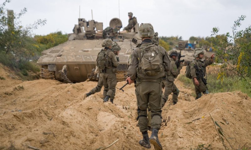 גלי התקיפות נמשכים: כוחות צה"ל נכנסים לצפון הרצועה