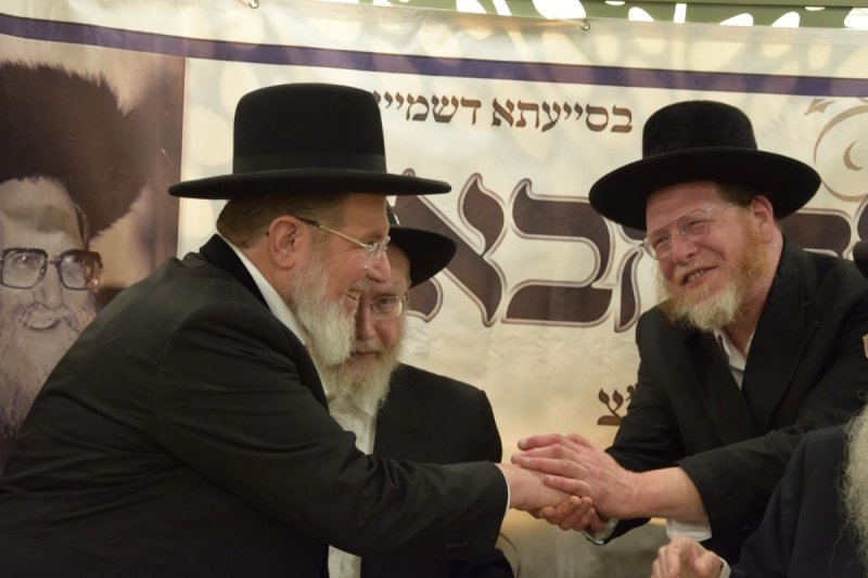 באדיבות המצלם