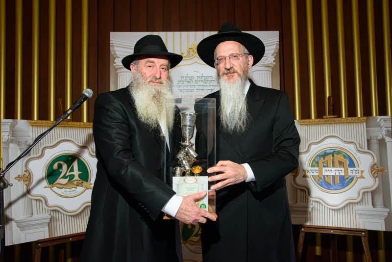  לוי נאזרוב