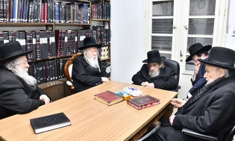 האדמו"ר מגור נפגש עם גדולי ישראל: רבי משה הלל הכריע אין אולטימטום