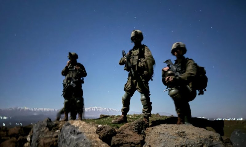 בפשיטה לילית: החיילים גילו מטענים, תחמושת, פצצות מרגמה וציוד לחימה