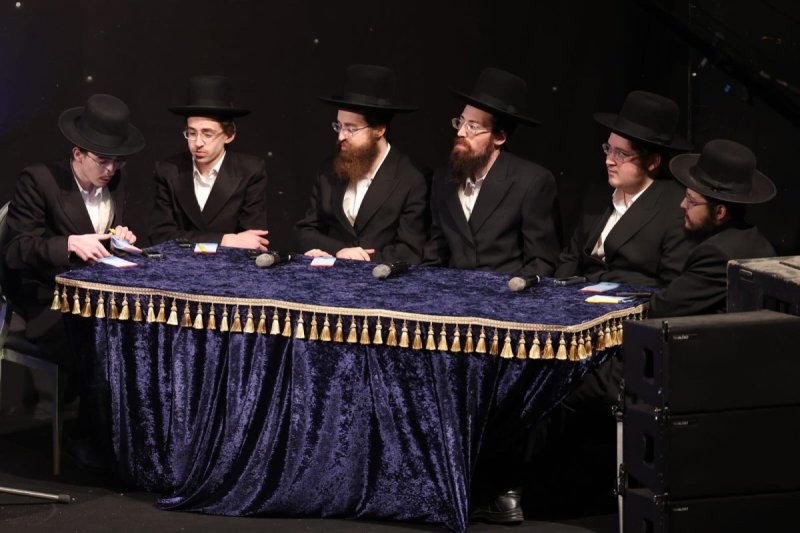 באדיבות המצלם
