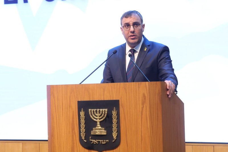 יחצ