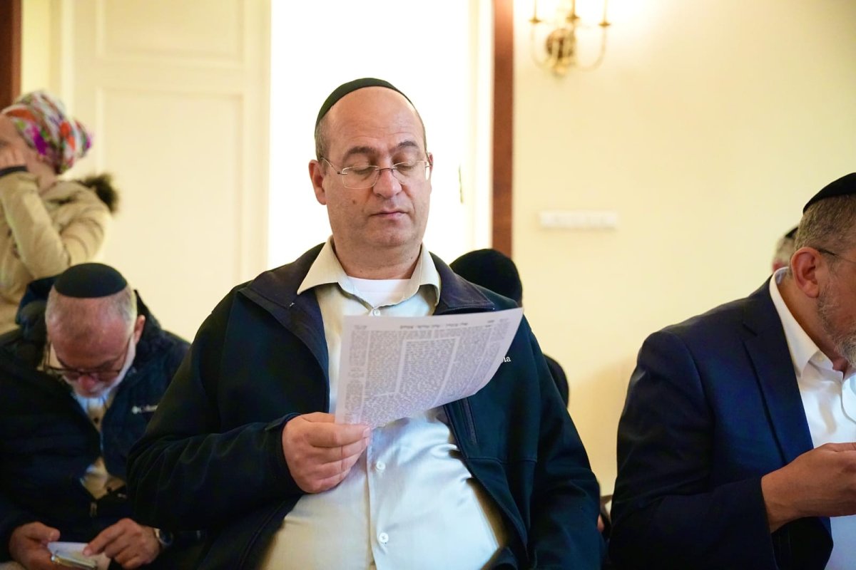 באדיבות המצלם