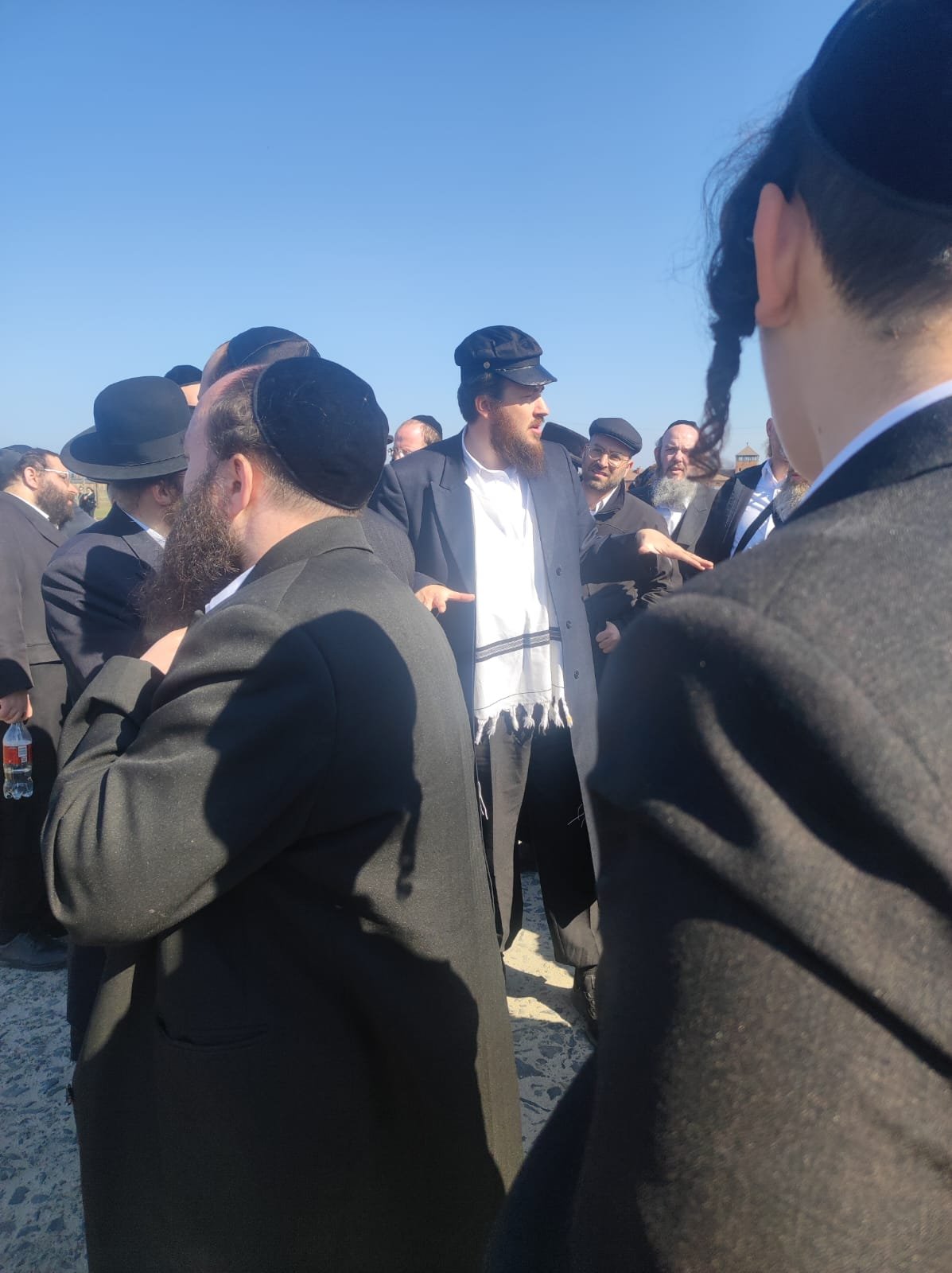 באדיבות המצלם