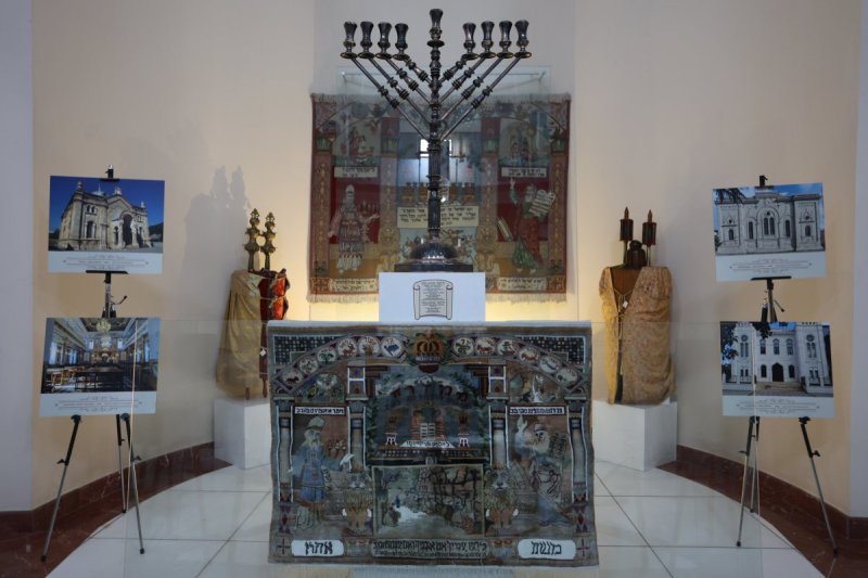  מרדכי לובעצקי