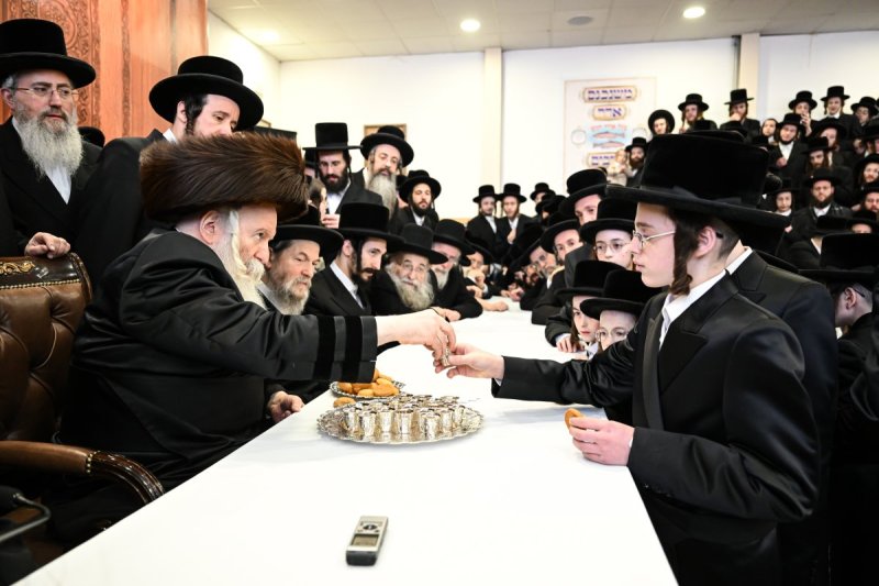 משה גולדשטיין ואברומי ברגר