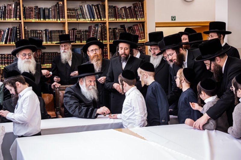 משה גולדשטיין ואברומי ברגר