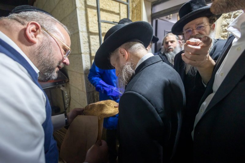 דניאל נפוסי
