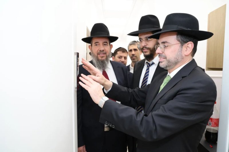 נועם אליהו