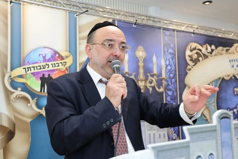 נועם אליהו