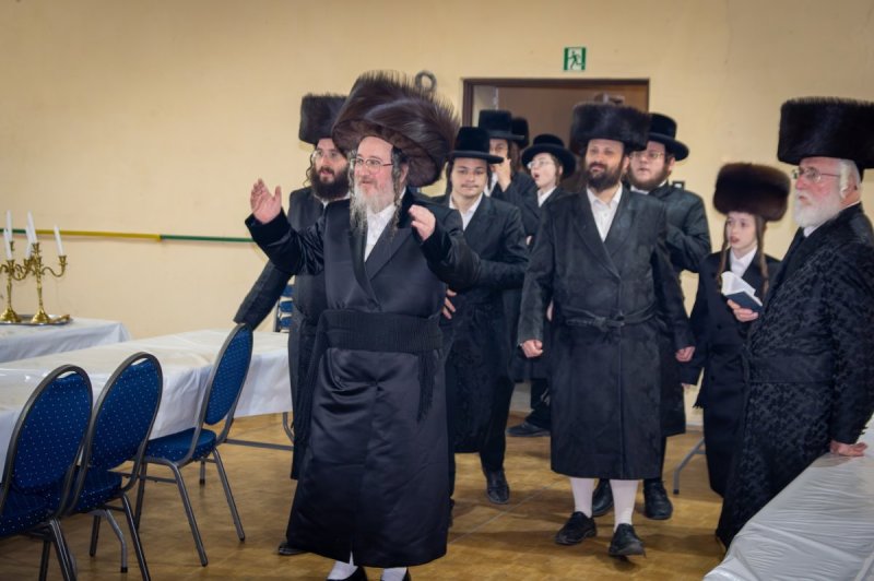 באדיבות המצלם