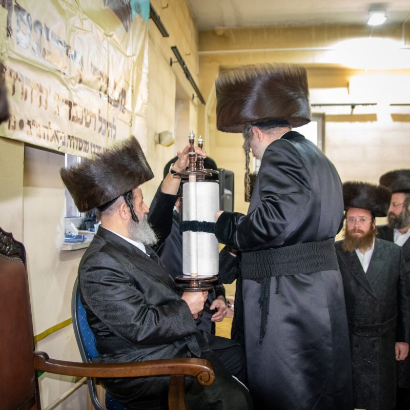 באדיבות המצלם