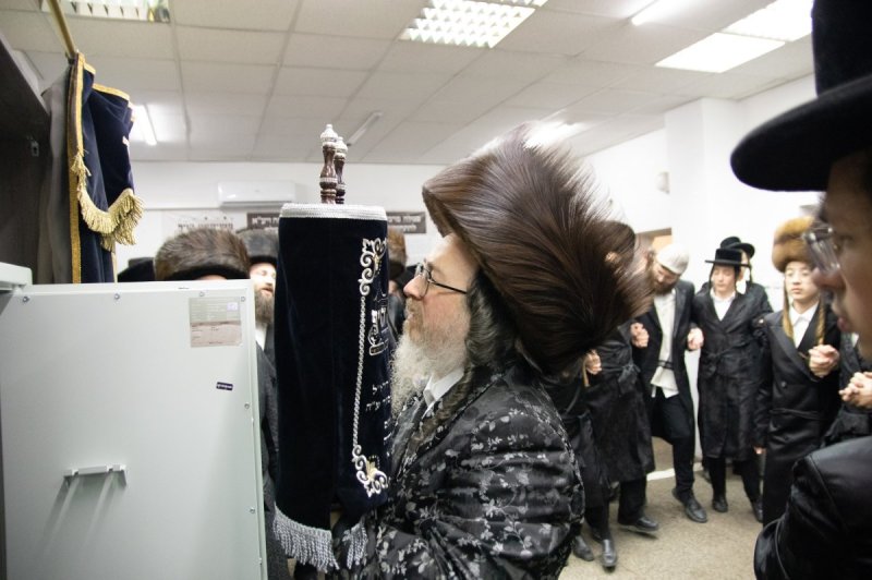 באדיבות המצלם