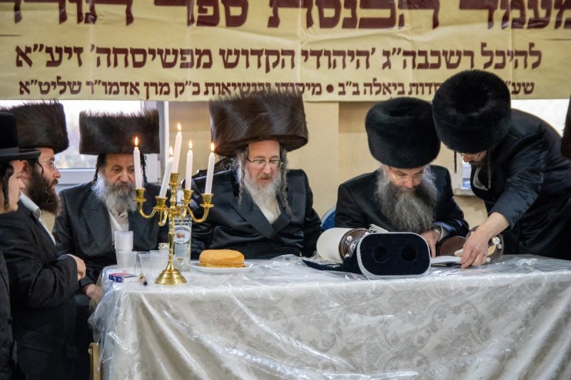באדיבות המצלם