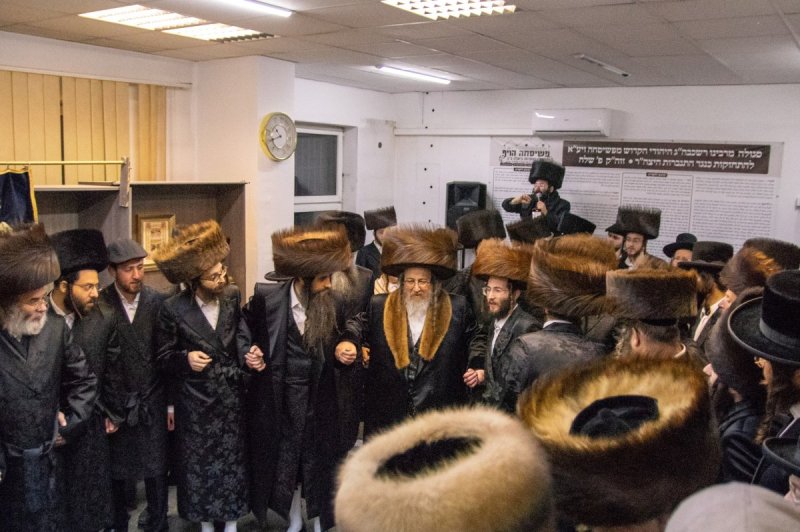באדיבות המצלם