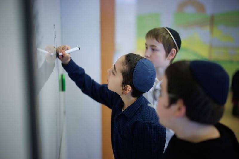 לוי נאזרוב